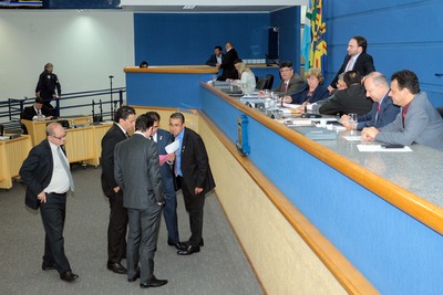 Vereadores votam sete Projetos e um Veto na sessão ordinária desta terça-feira