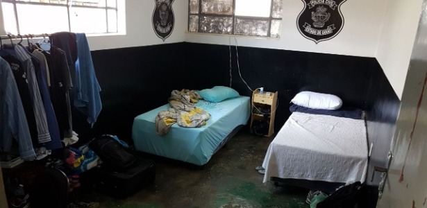 Sala reservada a dormitório de policiais civis em delegacia do interior de Goiás
Divulgação/Sindipol-GO
