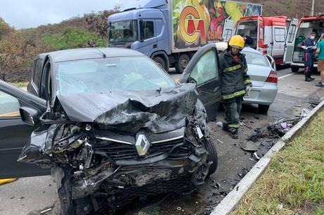 Falta de atenção e violação das leis causam 50% dos acidentes de 2019 Mais de 20 mil ocorrências foram por falta de atenção
Divulgação/Corpo de Bombeiros