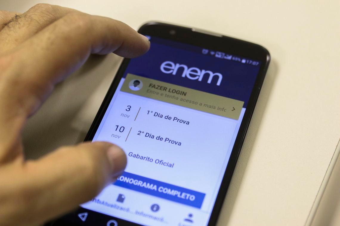 Portal único do governo passa a oferecer aplicativo do Enem Marcello Casal JrAgência Brasil
