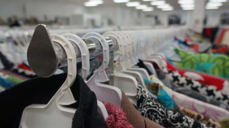 Ano novo, roupa nova: 54% dos brasileiros vão usar peça nova na virada Reviewbox