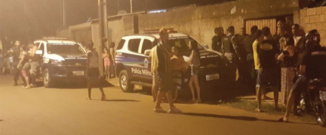 Mulher é assassinada a facadas e ex-marido é o principal suspeito do crime