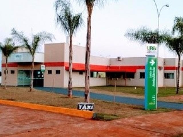 Criança e o namorado foram para a UPA da cidade. (Foto: Sidrolândia News)
