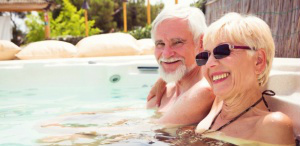 Dez dicas para fazer viagens tranquilas após os 60 anos de idade As agências de turismo têm trabalhado com todo tipo de viagem para a terceira idade, entre roteiros culturais, ecológicos e de compras- Foto: Divulgação