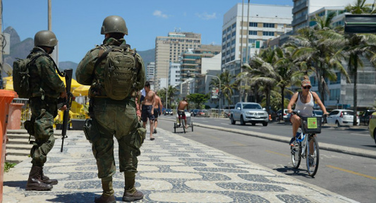 Insegurança Pública: braços armados de braços cruzados Tomaz Silva / Agência Brasil