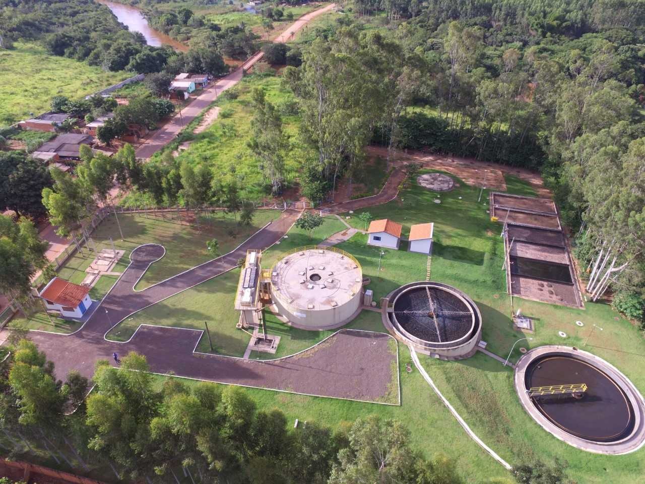 Estação de Tratamento de Esgoto em Ribas do Rio Pardo. Acom