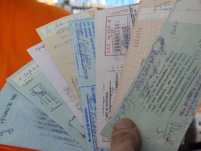 Cheques devolvidos por falta de fundos somam 1,83% do total movimentado Cheques devolvidos por falta de fundos somam 1,83% do total movimentado