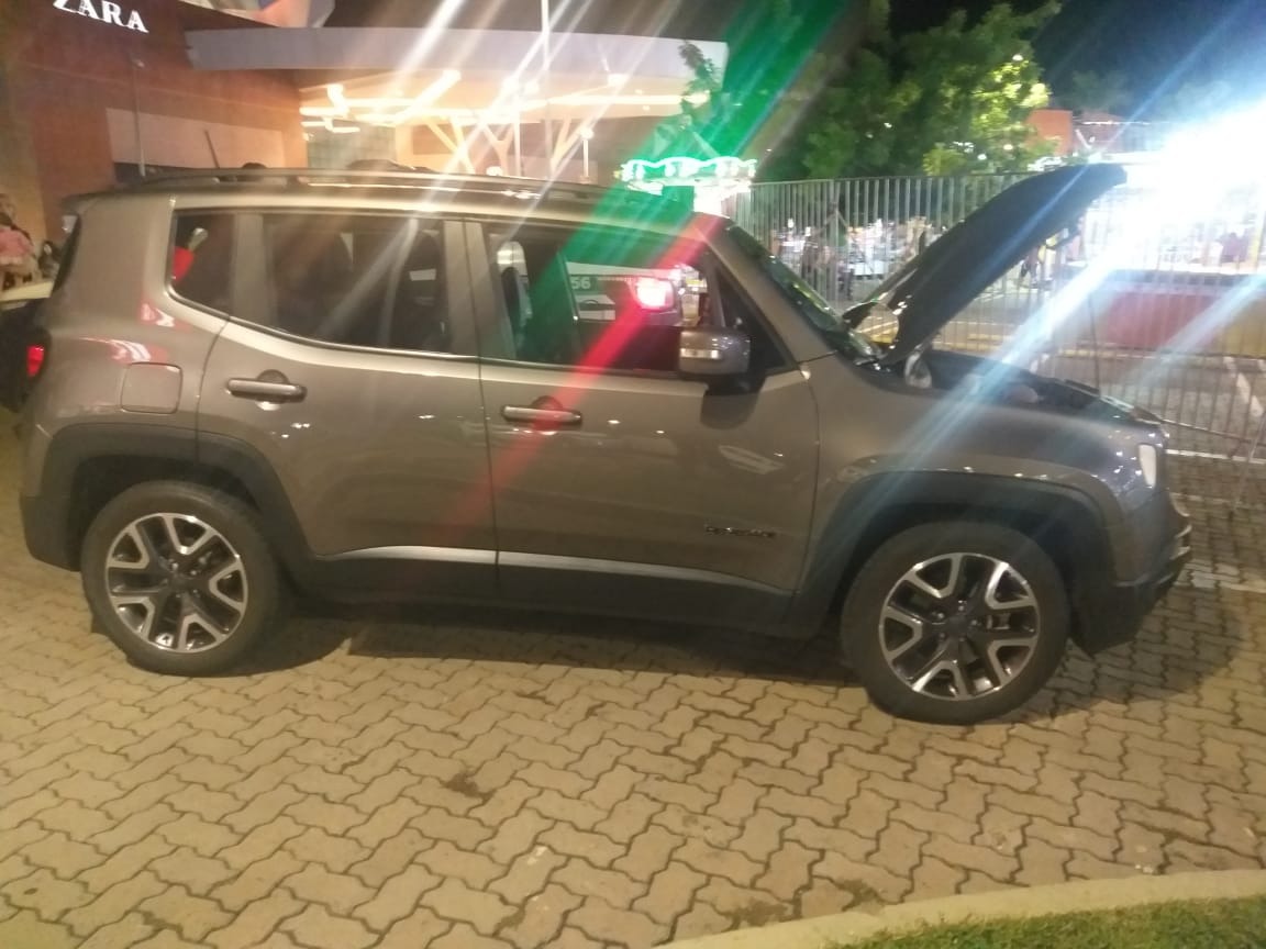 Homem é preso com carro furtado utilizado em crime na Capital Divulgação/PM