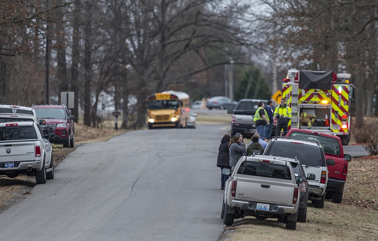 Serviços de emergência respondem nesta terça-feira (230 a tiroteio em escola em Benton, nos Estados Unidos (Foto: Ryan Hermens/The Paducah Sun via AP)