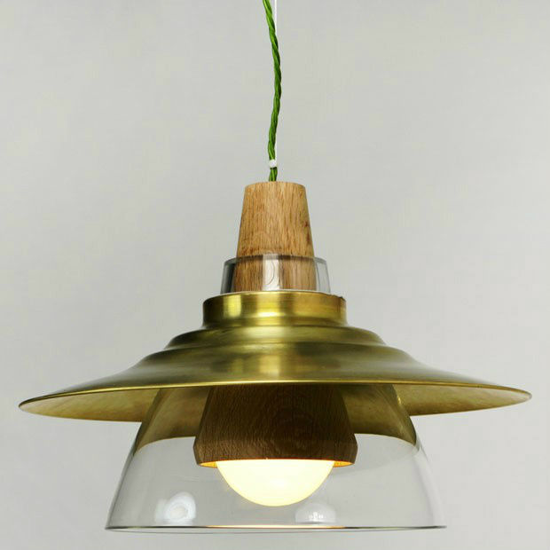 Designer cria luminária com técnicas artesanais
Foto: Divulgação
