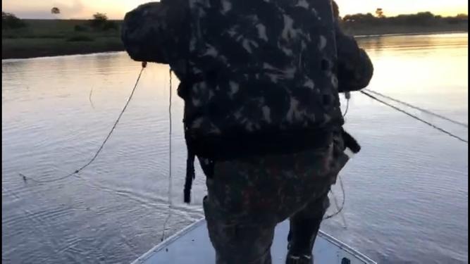 Polícia Militar Ambiental retira 1,3 mil metros de rede em rios de MS