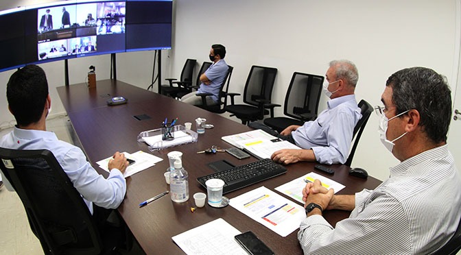 Secretários de MS partipam de reunião por videoconferência com o novo ministro da Saúde Secretários de MS partipam de reunião por videoconferência com o novo ministro da Saúde