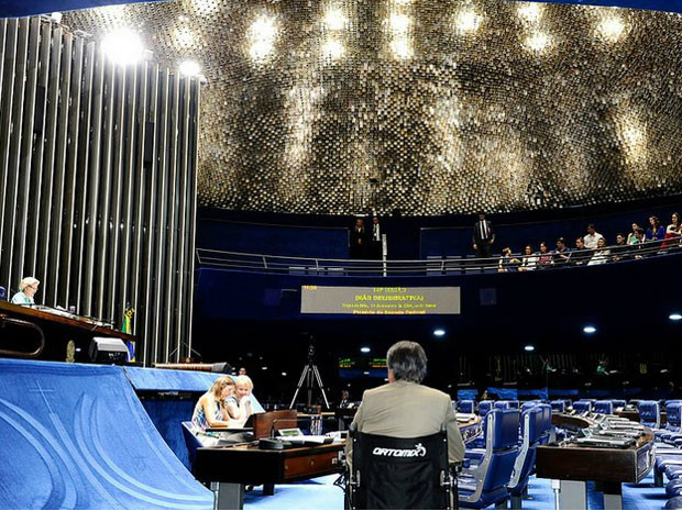 Produção do Congresso cai 80% no período da campanha eleitoral Plenário do Senado durante sessão esvaziada em 13 de outubro (Foto: Waldemir Barreto / Agência Senado)