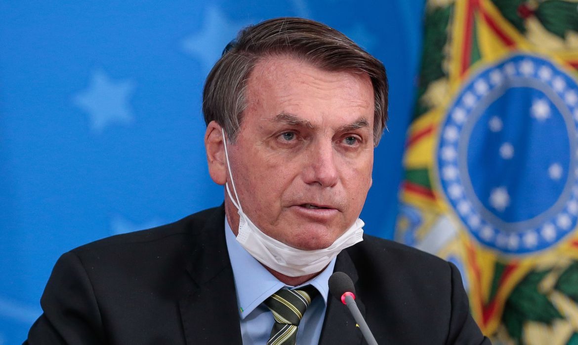 Juíza dá 48 horas para Bolsonaro entregar exame de coronavírus Carolina Antunes/PR