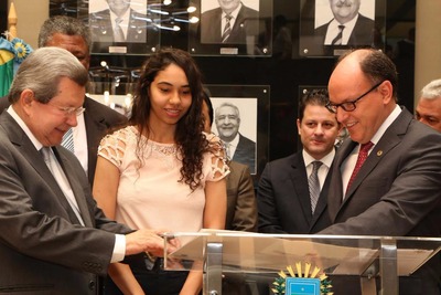 Concurso: ALMS empossa novos servidores e inicia curso de formação Maria Cecília disse estar maravilhada com a nova trajetória que inicia em MS
Foto: Victor Chileno