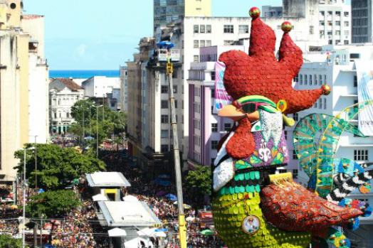 Galo da Madrugada é o bloco com maior captação pela Lei Rouanet Galo da Madrugada reúne cerca de 2 milhões de foliões pela Grande Recife.
Allan Torres/Prefeitura do Recife