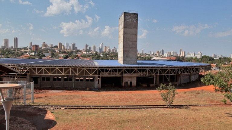 As empresas vão disputar o certame por R$ 4.149.676,39. 
