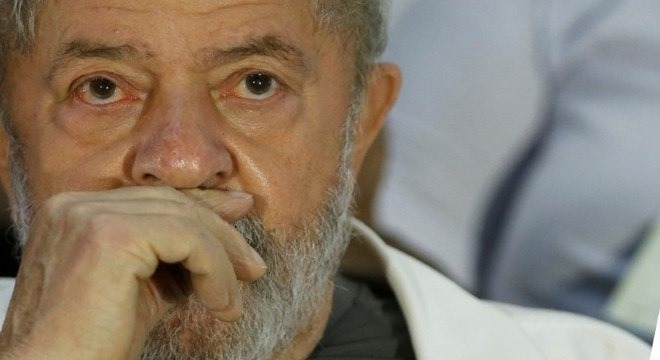 Defesa de Lula pede novo HC, que pode ser julgado terça-feira Defesa de Lula espera julgamento na próxima semana
Adriano Machado/Reuters