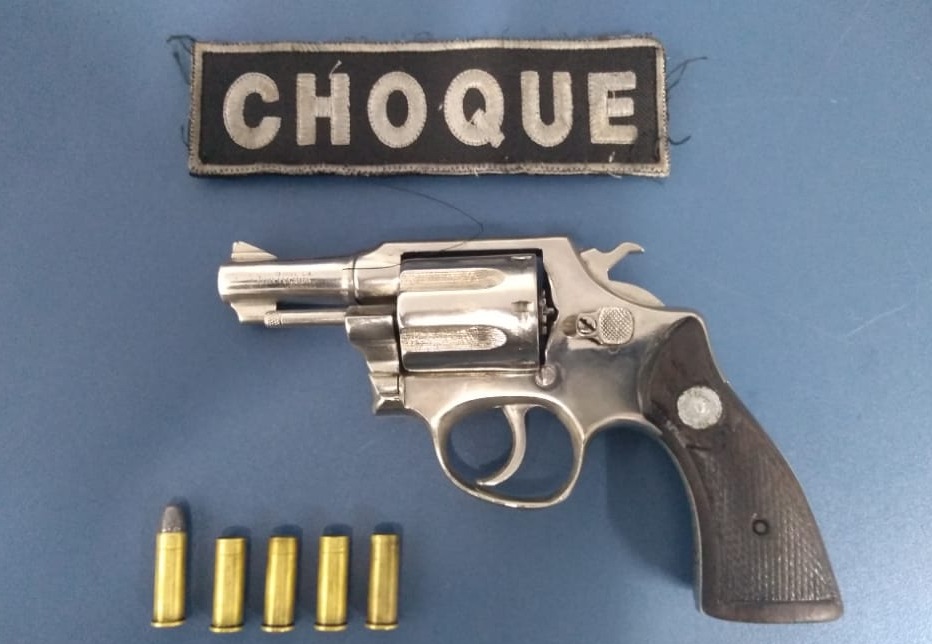 Ladrão morto pelo Choque mantinha motorista em cativeiro no Indubrasil Ladrão morto pelo Choque mantinha motorista em cativeiro no Indubrasil