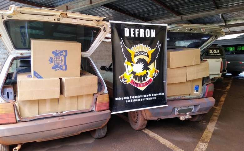 Defron apreende veículos com 850 pacotes de cigarros contrabandeados Defron apreende veículos com 850 pacotes de cigarros contrabandeados