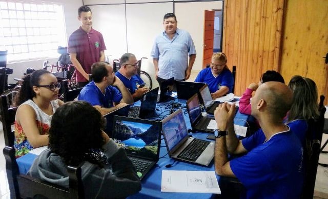 Um dos cursos oferecidos pelo FAF.