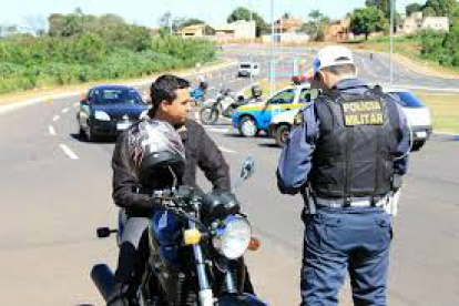 BPTran flagou 45 motoristas alcoolizados e autuou 233 BPTran flagou 45 motoristas alcoolizados e autuou 233