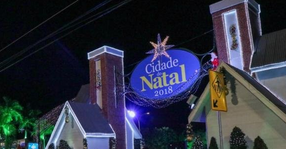 Cidade do Natal atrai milhares de campo-grandenses no primeiro dos 30 dias de festa