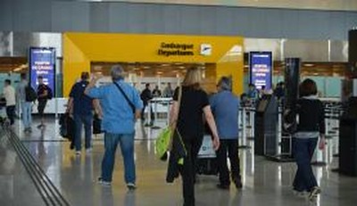 Governo brasileiro espera ampliar número de visitantes dos EUA com implantação do visto eletrônicoRovena Rosa/Arquivo/Agência Brasil 

