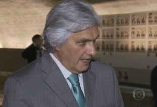 Delator acusa o senador Delcídio Amaral, do PT/MS, de ter recebido propina Foto reprodução TV/Globo JN