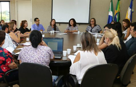 Prefeitura discute termo de colaboração com entidades assistenciais conveniadas Reunião com entidades serviu para esclarecer sobre regras e procedimentos para parcerias – A. Frota