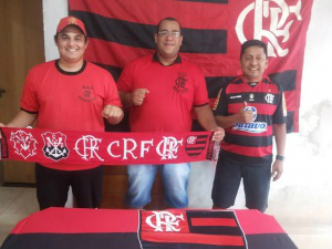Torcedores do Flamengo preparam ação social Boliva, Ralmir e Paulo Sergio que estão á frente a ação social em prol da Casa Peniel