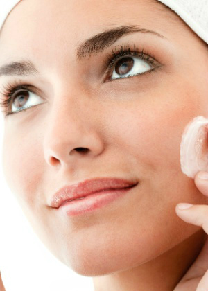 Cuidados com a pele é essencial em todas as idades
Foto: Reprodução