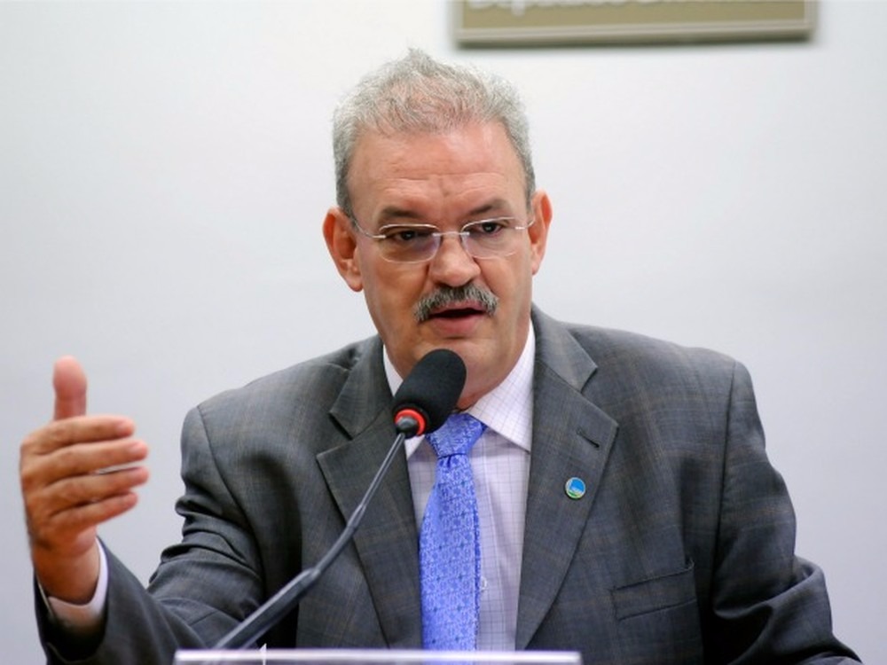 Deputado federal Geraldo Resende (PMDB-MS) é investigado por cobrar propina para liberar emendas parlamentares (Foto: Lúcio Bernardo Jr/Câmara dos Deputados)
