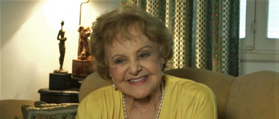 Com 97 anos, atriz de 'Salve Jorge' está internada no RJ DR