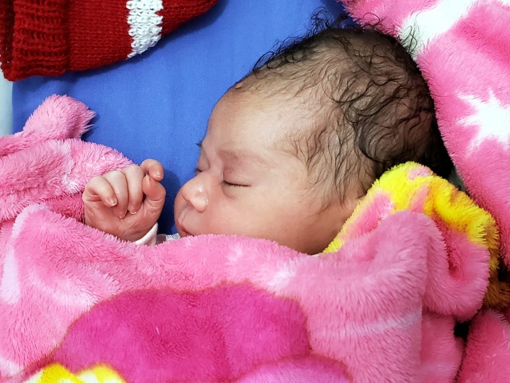 Primeiro bebê nascido na Capital em 2020 é uma menina O nascimento ocorreu cinco minutos após a virada do ano. Divulgação/Maternidade