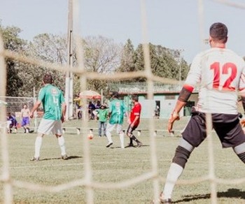 Com final entre advogados e bancários, torneio do Estoril distribui R$ 2,5 mil Edson Duenha