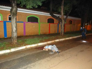 Advogado é assassinado com 8 tiros em Dourados e tem caminhonete levada