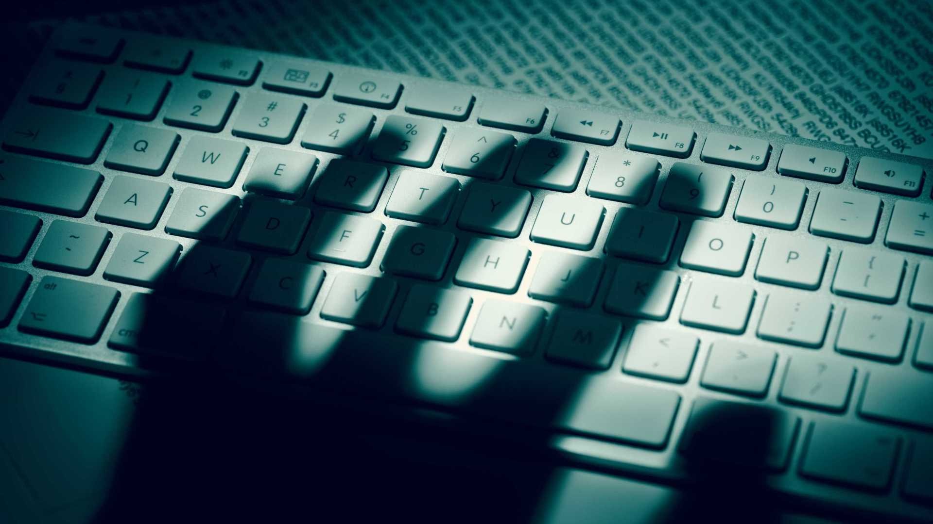 Suposto ataque hacker rouba US$ 534 milhões em criptomoedas iStock