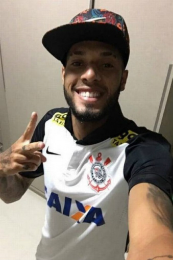 Santos e Palmeiras desistem de Paulinho Foto: reprodução da internet
