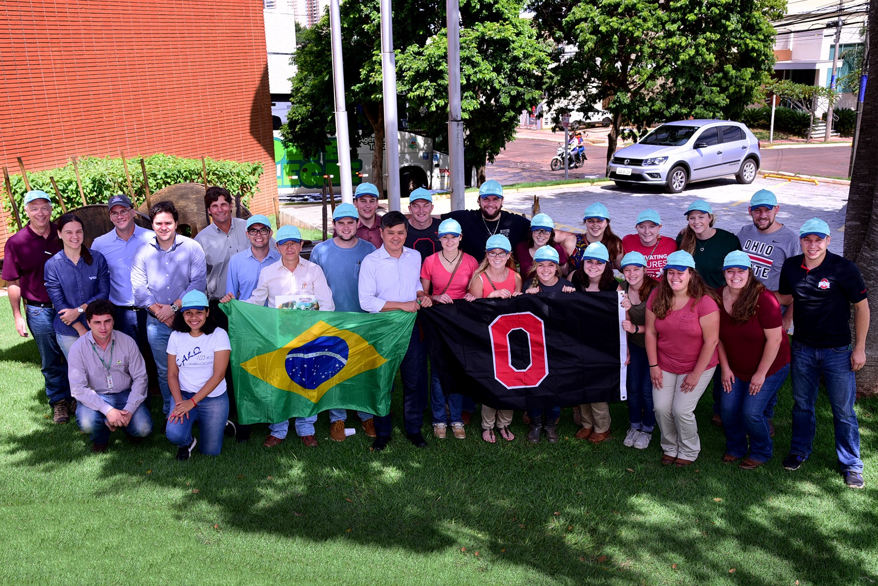 Presidente do Sistema Famasul fala da liderança jovem no meio rural a estudantes dos EUA