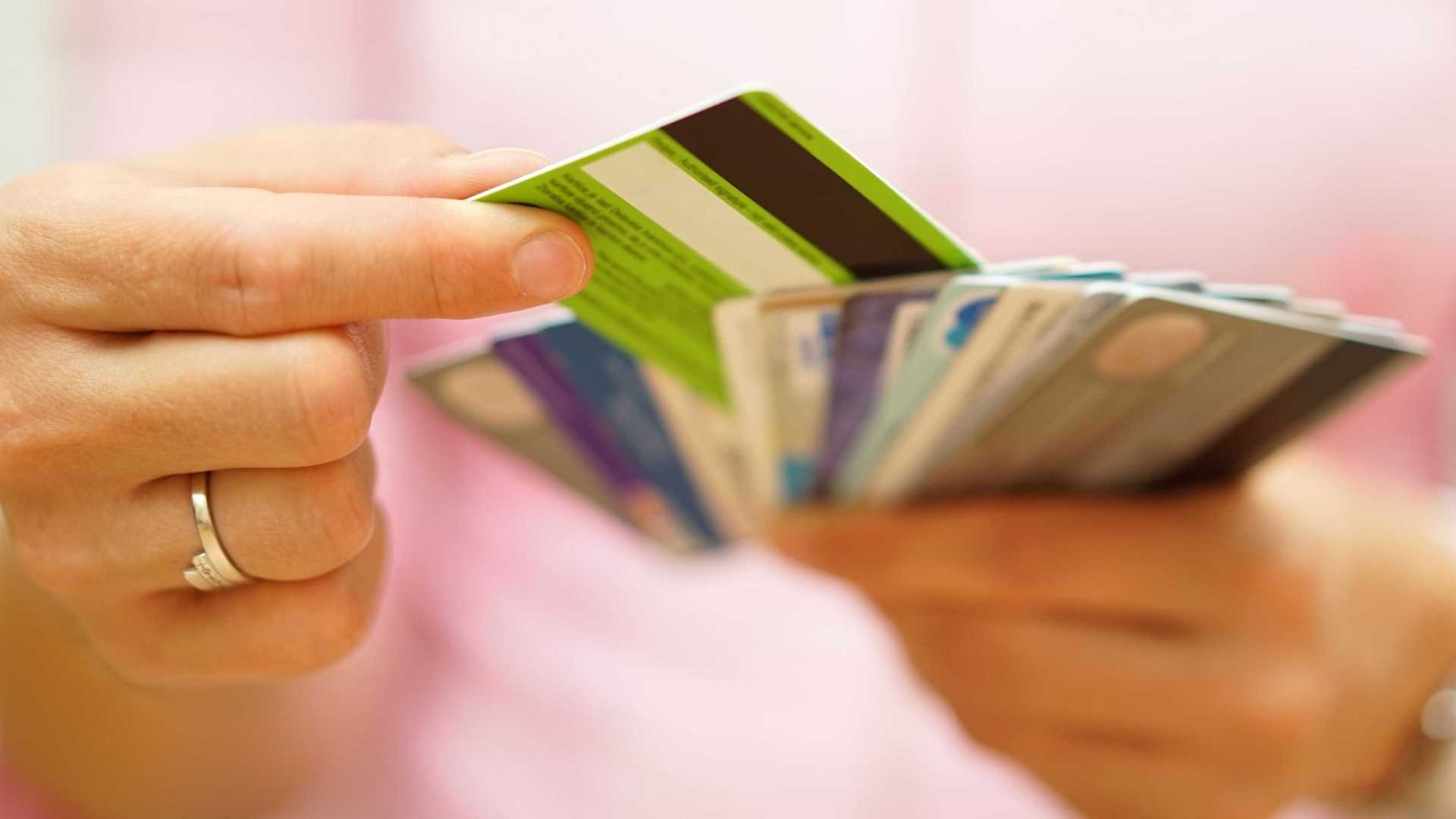 Setor de cartões propõe acabar com o parcelado sem juros Setor de cartões propõe acabar com o parcelado sem juros