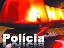 Dupla é presa com rifle, revólver e munições em Aquidauana, MS Dupla é presa com rifle, revólver e munições em Aquidauana, MS