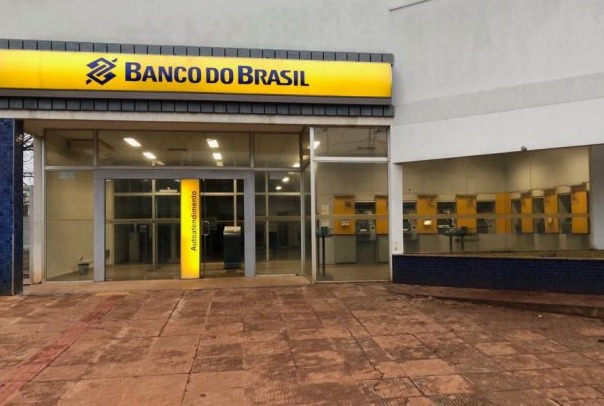 Ladrões invadem agência do Banco do Brasil no interior Rones Cezar/Alvorada Informa