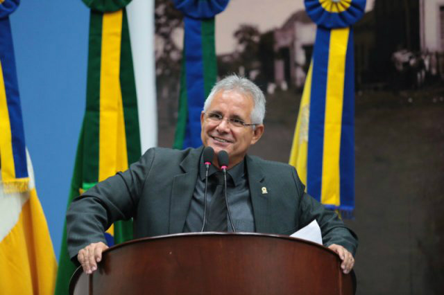 Sergio Nogueira faz proposições destinadas ás Mulheres de Dourados e região Vereador Sergio Nogueira usa tribuna para homenagear mulheres de Dourados