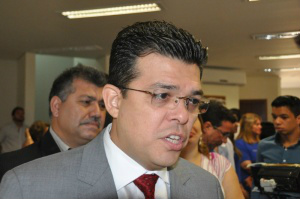 Olarte promete "surpresas" e diz que só dois secretários estão garantidos Enquanto mantém Seintrha e Seplanfic sem alterações, Olarte não descarta espaço para Cezar Afonso (Foto: Marcelo Calazans)