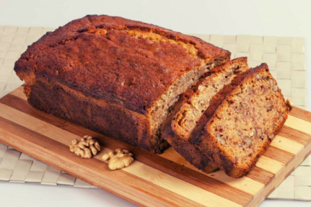 Bolo de banana integral é uma opção saudável e prática (Foto: iStock/Getty Images / Vivo Mais Saudável)