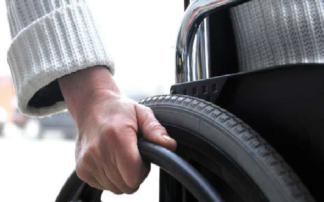 Lojas da Capital serão obrigadas a ter provadores para deficientes