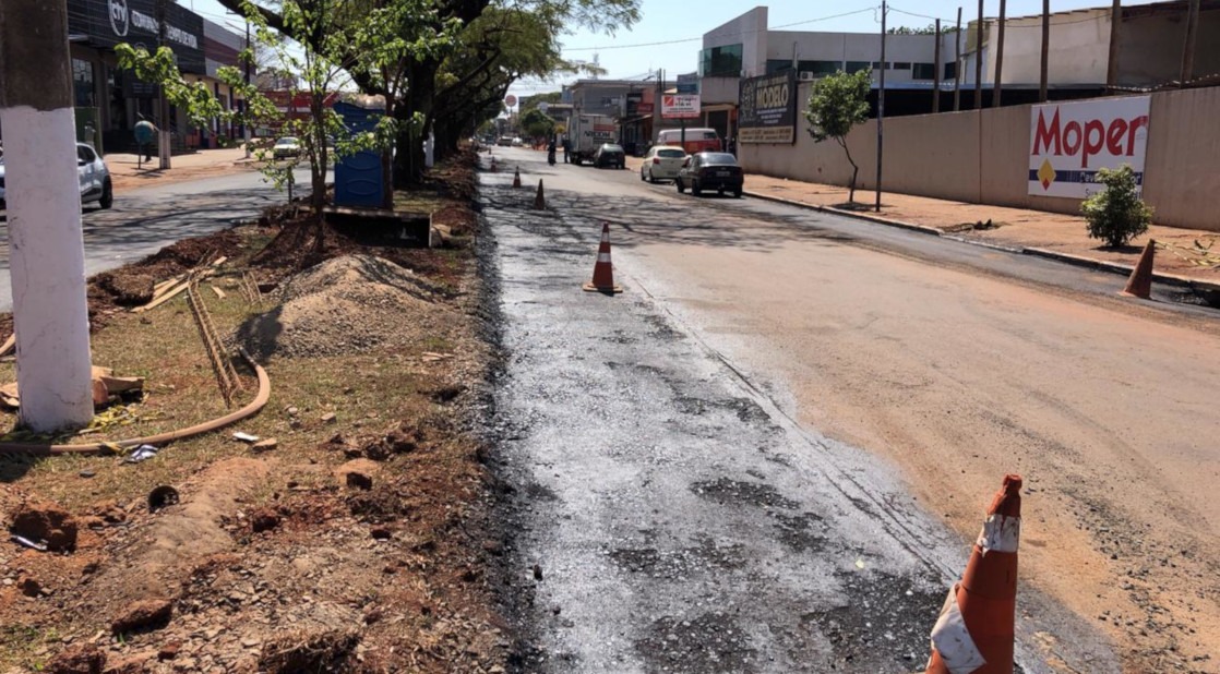 Governo inicia revitalização da avenida Hayel Bon Faker em Dourados Governo inicia revitalização da avenida Hayel Bon Faker em Dourados