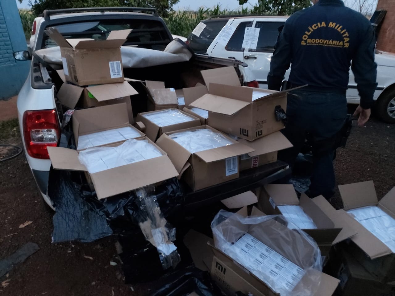 PMR apreende 345 aparelhos celulares contrabandeados na MS-379