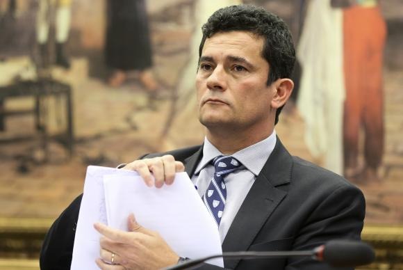 O juiz  Sérgio Moro determina que os valores a serem obtido com o leilão do triplex sejam revertidos à PetrobrasMarcelo Camargo/Agência Brasil

